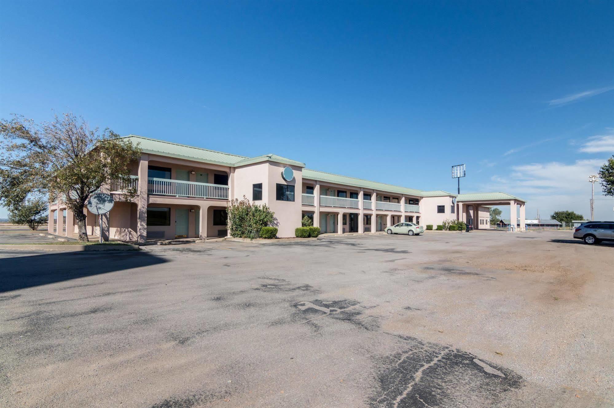 Motel 6 Erick Exterior foto